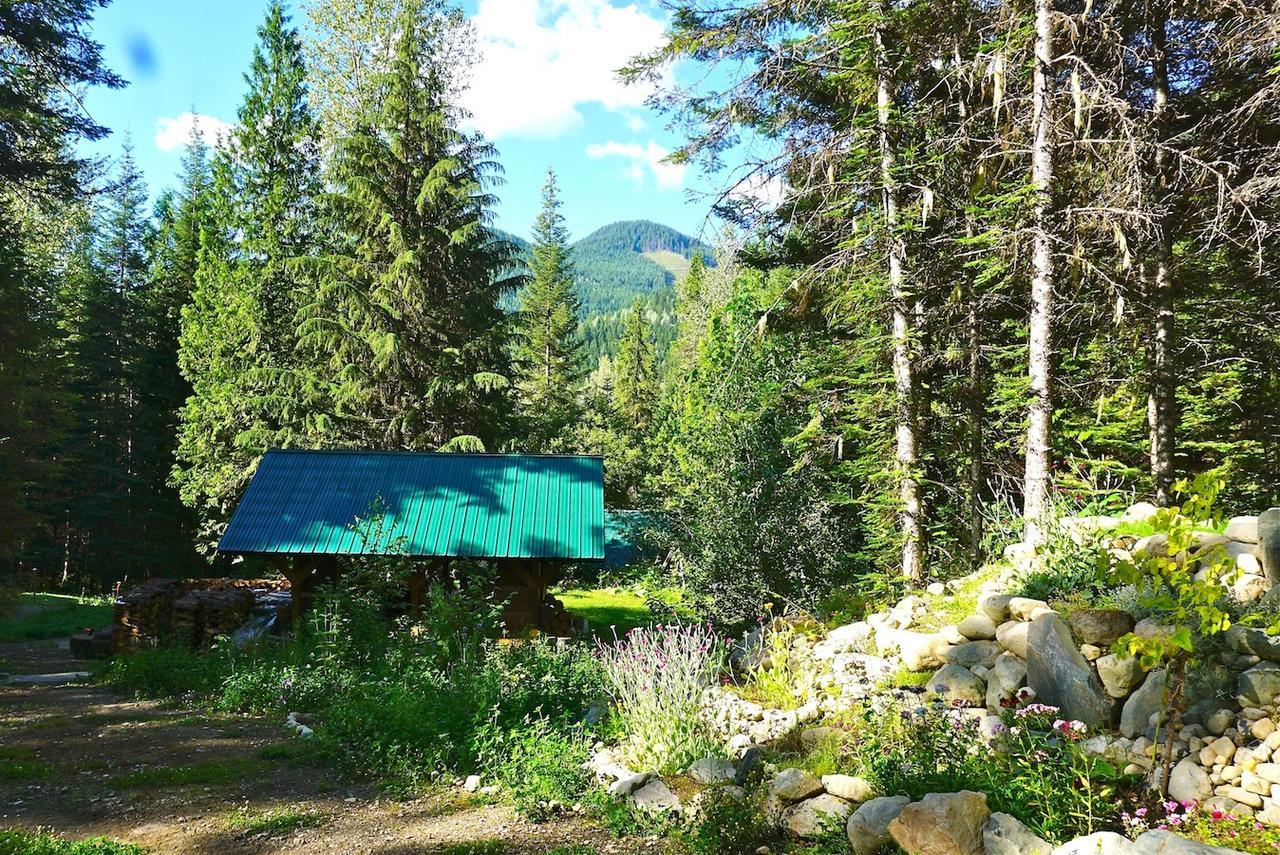 Logden Lodge Nelson Exterior photo