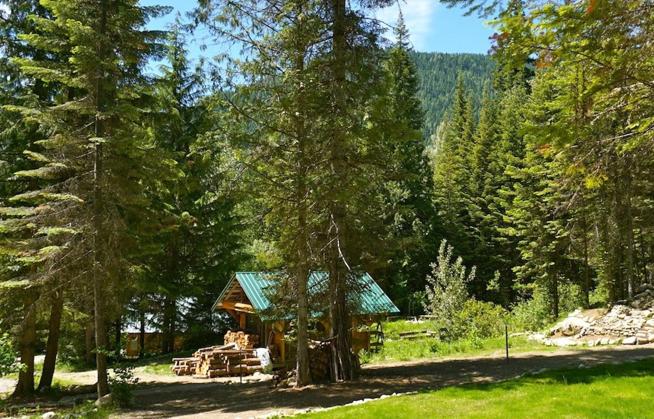 Logden Lodge Nelson Exterior photo