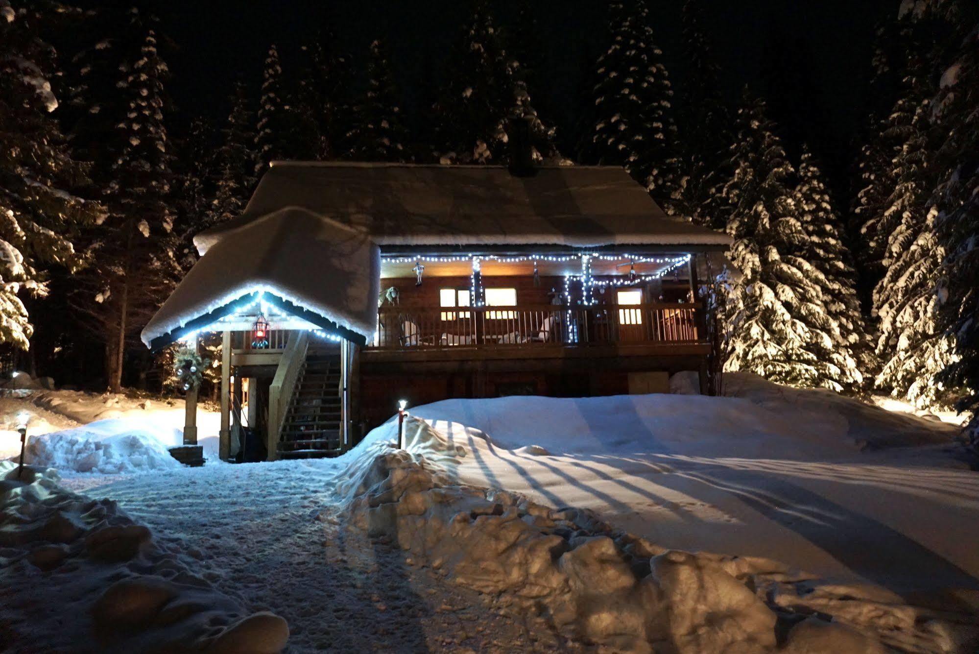 Logden Lodge Nelson Exterior photo